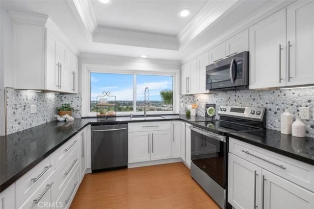2310 E Orangeview, Orange, CA 92867