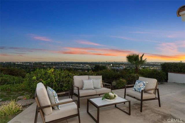 2310 E Orangeview, Orange, CA 92867