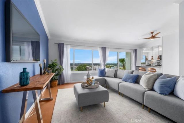 2310 E Orangeview, Orange, CA 92867