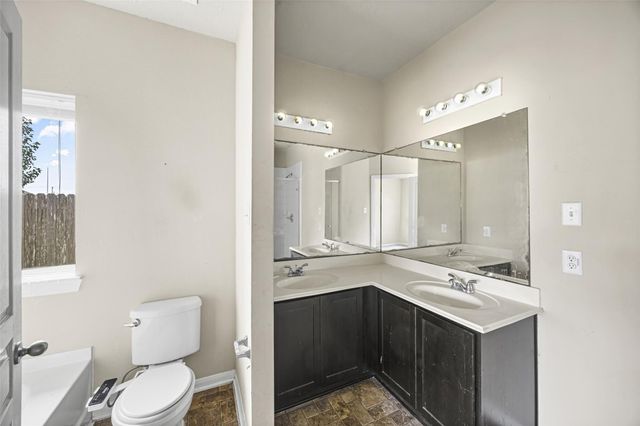 2218 Moonstone Court, Texas City, TX 77591