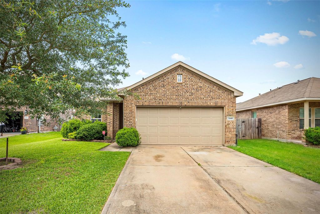 2218 Moonstone Court, Texas City, TX 77591