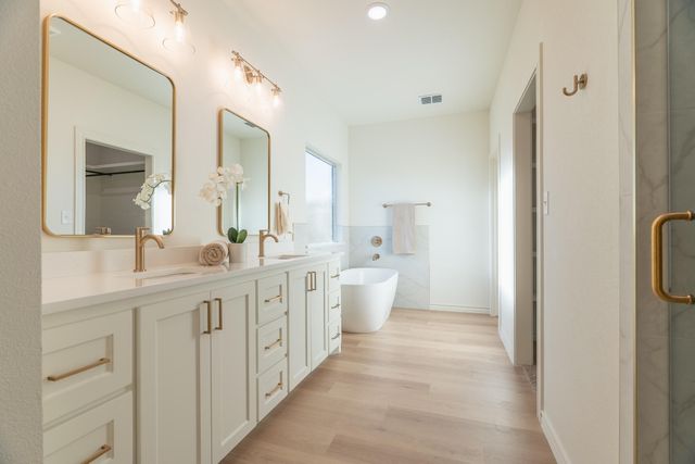 701 E 14th Street, Wolfforth, TX 79382