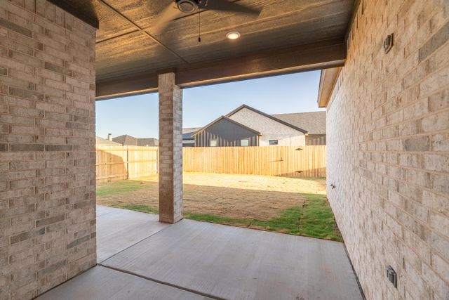 701 E 14th Street, Wolfforth, TX 79382
