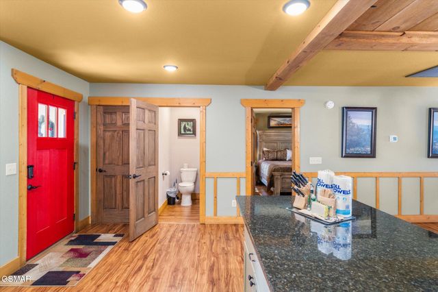 712 Still Hill Way, Gatlinburg, TN 37738