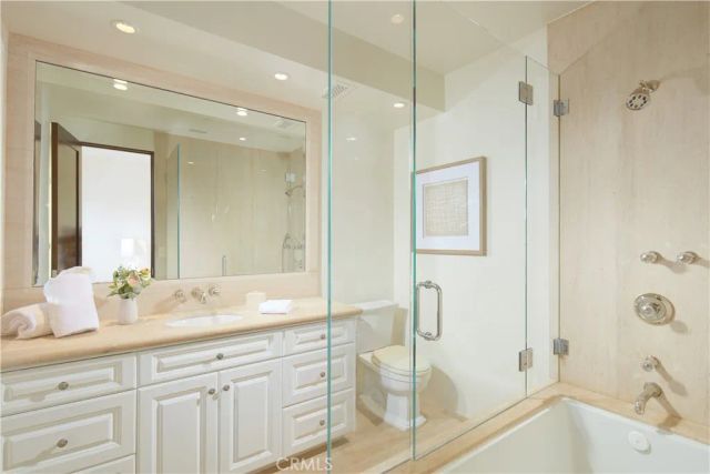 301 Morning Star Lane, Newport Beach, CA 92660