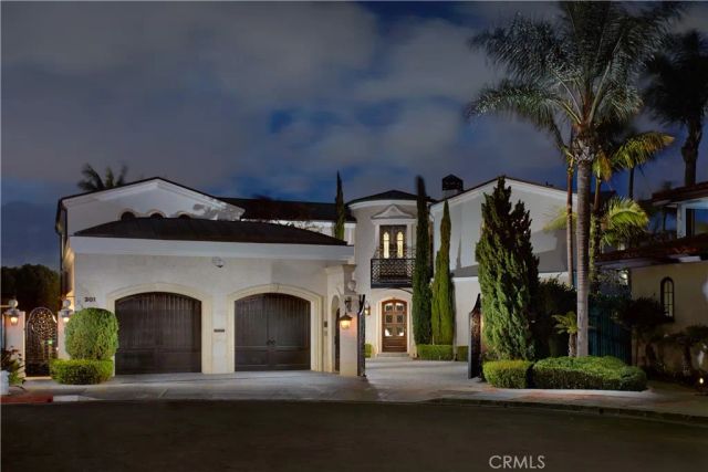 301 Morning Star Lane, Newport Beach, CA 92660
