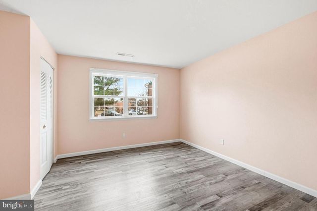 114 EAVES MILL RD, Medford, NJ 08055