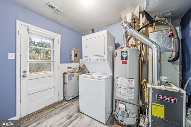 114 EAVES MILL RD, Medford, NJ 08055