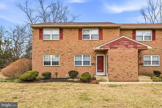 114 EAVES MILL RD, Medford, NJ 08055