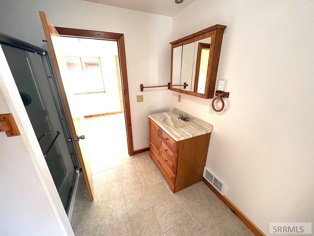 Image 14 of property listing at 921 E Valley Avenue, Challis, ID 83226