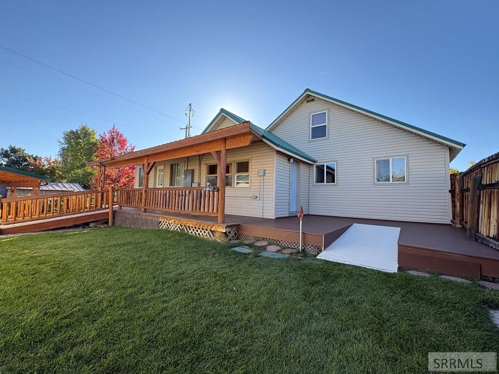 Image 27 of property listing at 921 E Valley Avenue, Challis, ID 83226