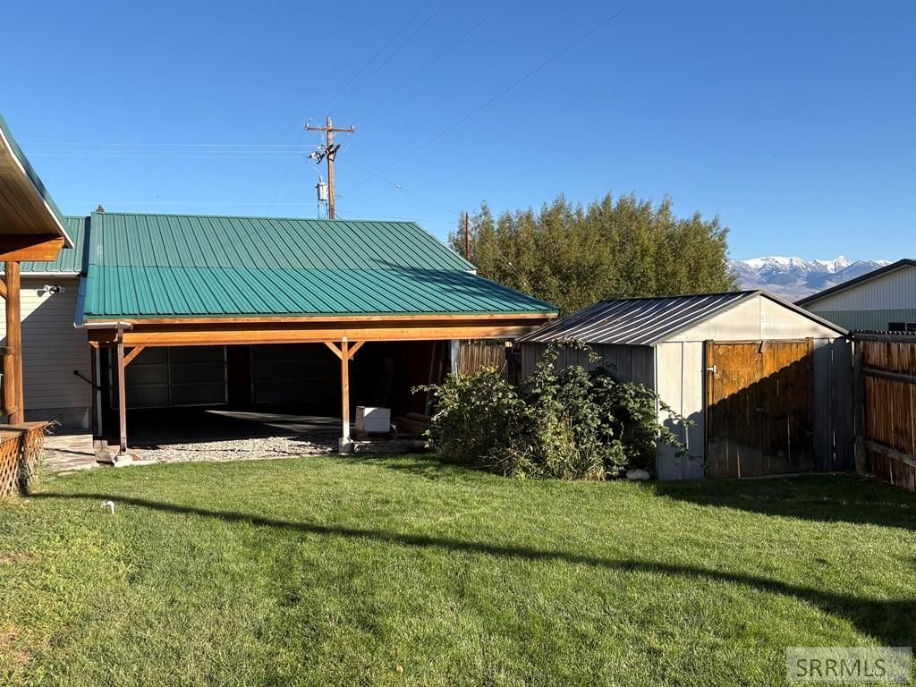 Image 30 of property listing at 921 E Valley Avenue, Challis, ID 83226