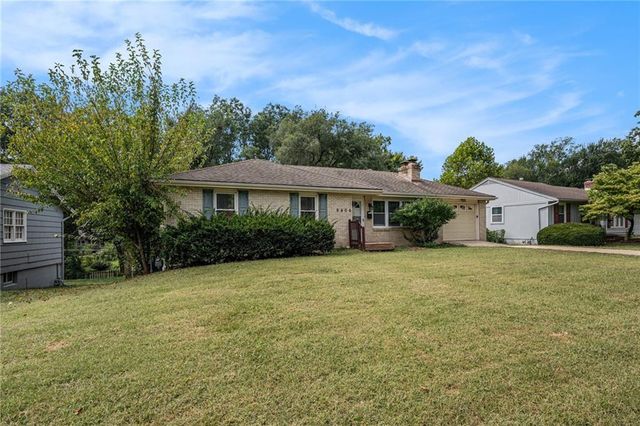 9406 Kessler Lane, Overland Park, KS 66212