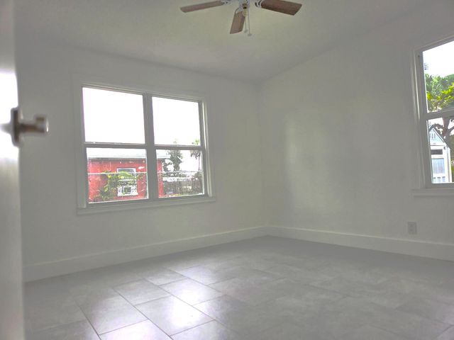 813 S 6th Street, Fort Pierce, FL 34950