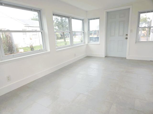 813 S 6th Street, Fort Pierce, FL 34950