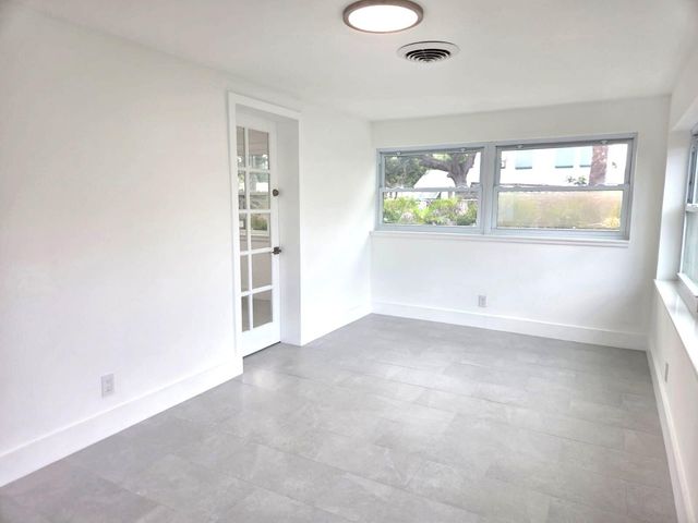 813 S 6th Street, Fort Pierce, FL 34950