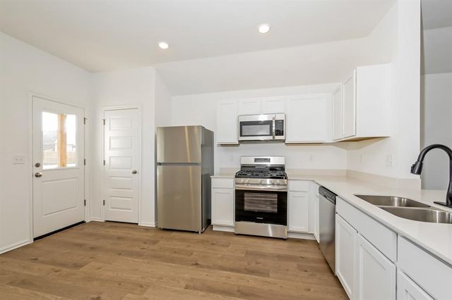 4008 Becky Lane, Mustang, OK 73064