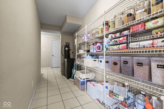 14886 Redcliff Drive, Noblesville, IN 46062