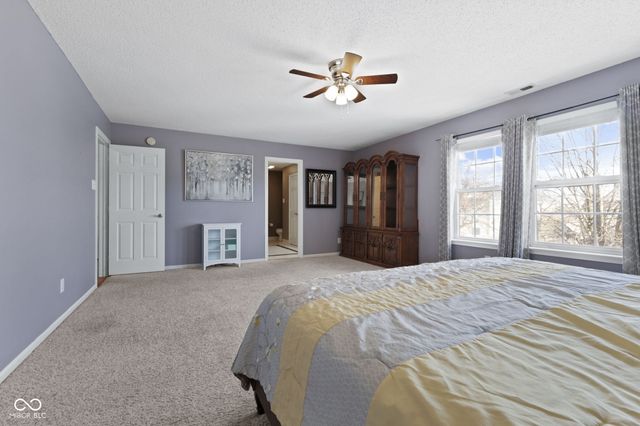 14886 Redcliff Drive, Noblesville, IN 46062