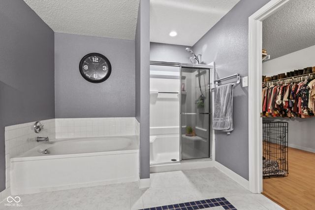 14886 Redcliff Drive, Noblesville, IN 46062