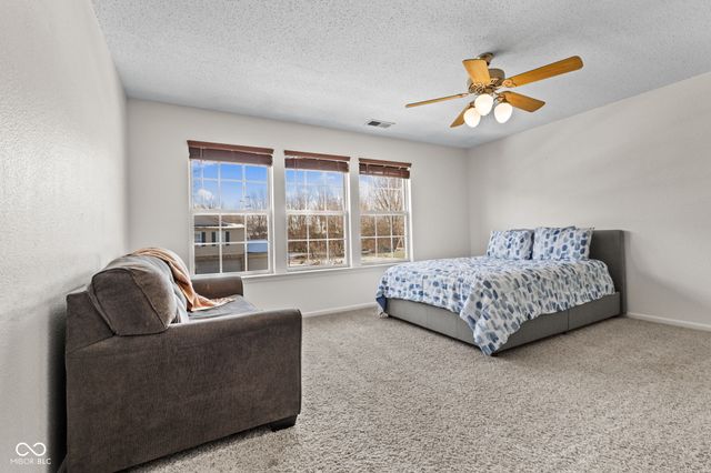 14886 Redcliff Drive, Noblesville, IN 46062