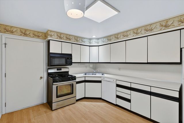 1308 Suncrest Drive 69, Grand Rapids, MI 49525