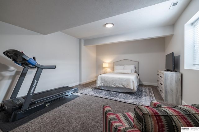 17136 Potter Street, Bennington, NE 68007