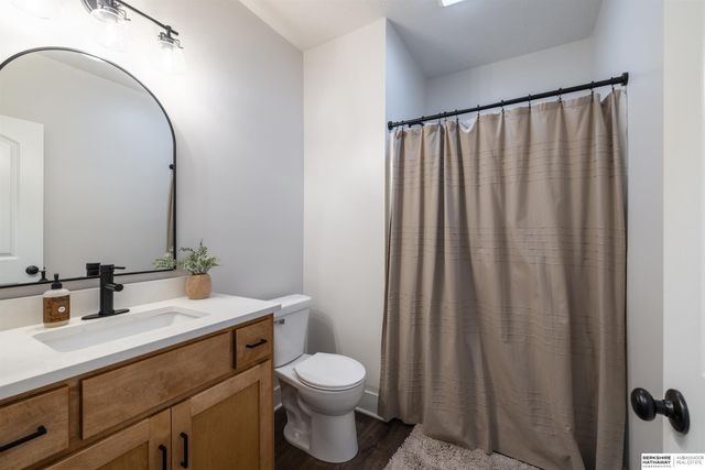 17136 Potter Street, Bennington, NE 68007