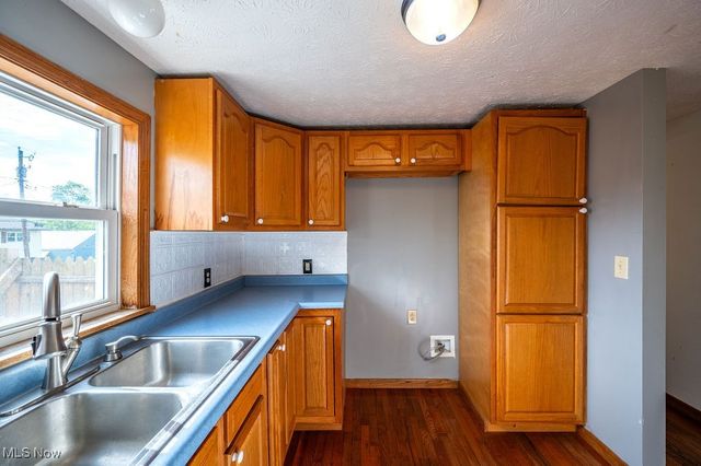 1008 Rayon Drive, Parkersburg, WV 26101