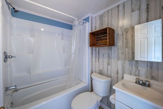 1008 Rayon Drive, Parkersburg, WV 26101