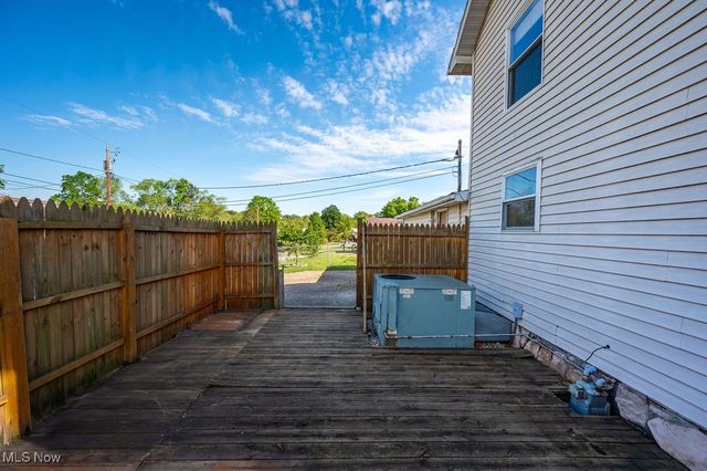 1008 Rayon Drive, Parkersburg, WV 26101