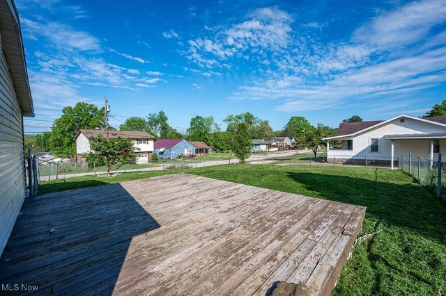 1008 Rayon Drive, Parkersburg, WV 26101