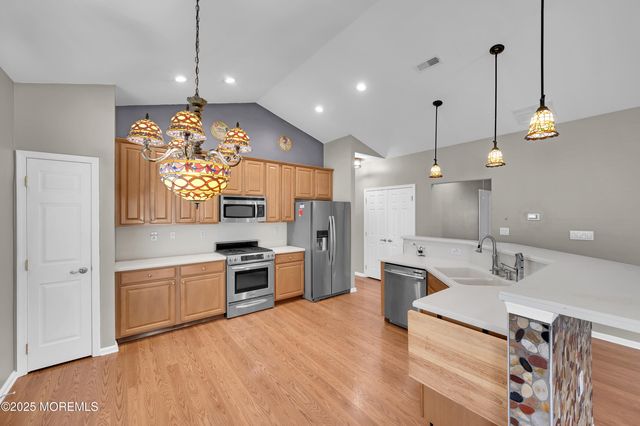 44 Verona Drive, Manchester, NJ 08759