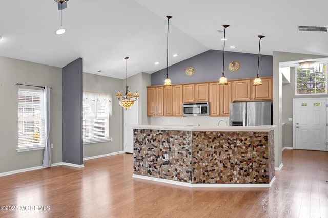 44 Verona Drive, Manchester, NJ 08759