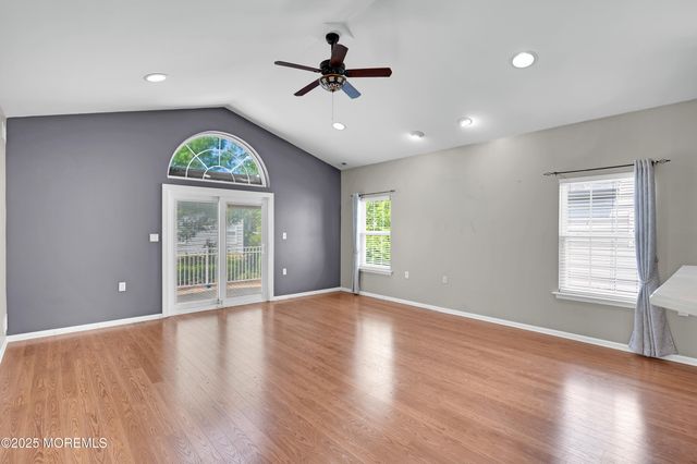 44 Verona Drive, Manchester, NJ 08759