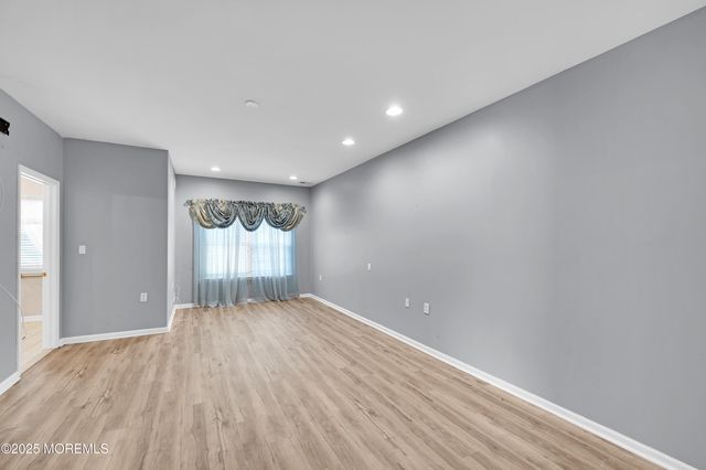 44 Verona Drive, Manchester, NJ 08759