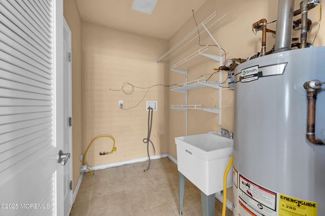 44 Verona Drive, Manchester, NJ 08759