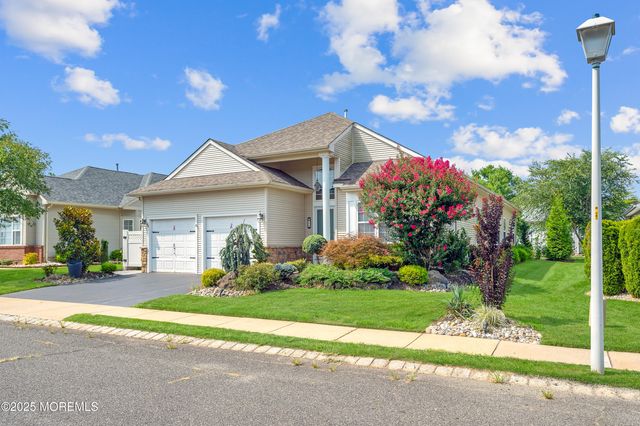 44 Verona Drive, Manchester, NJ 08759