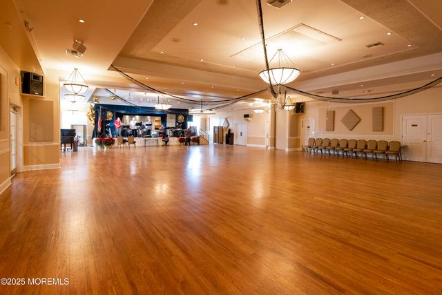 44 Verona Drive, Manchester, NJ 08759