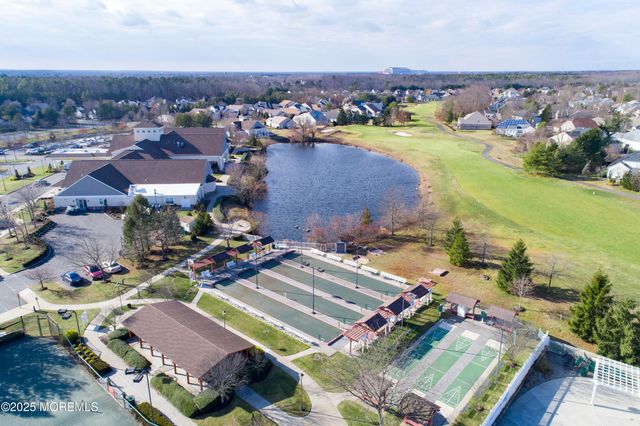 44 Verona Drive, Manchester, NJ 08759