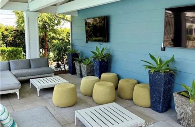 1197 Winslow Lane, Newport Beach, CA 92660