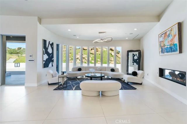 109 Buckskin Road, Bell Canyon, CA 91307