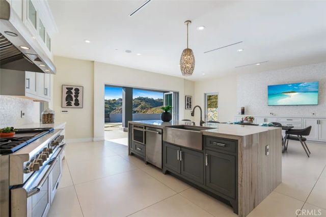 109 Buckskin Road, Bell Canyon, CA 91307