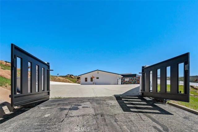 109 Buckskin Road, Bell Canyon, CA 91307
