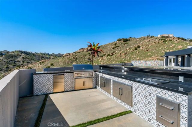 109 Buckskin Road, Bell Canyon, CA 91307