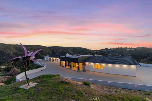 109 Buckskin Road, Bell Canyon, CA 91307