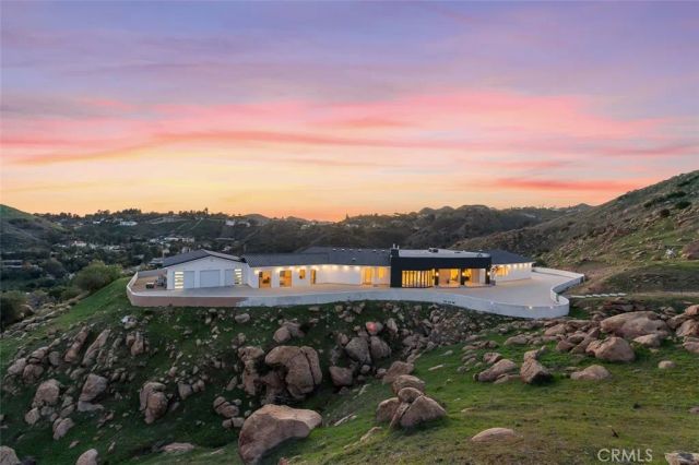109 Buckskin Road, Bell Canyon, CA 91307