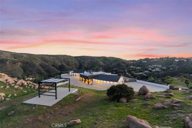 109 Buckskin Road, Bell Canyon, CA 91307
