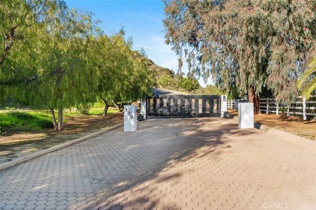 109 Buckskin Road, Bell Canyon, CA 91307