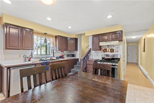 22 Whipple Avenue, North Providence, RI 02911